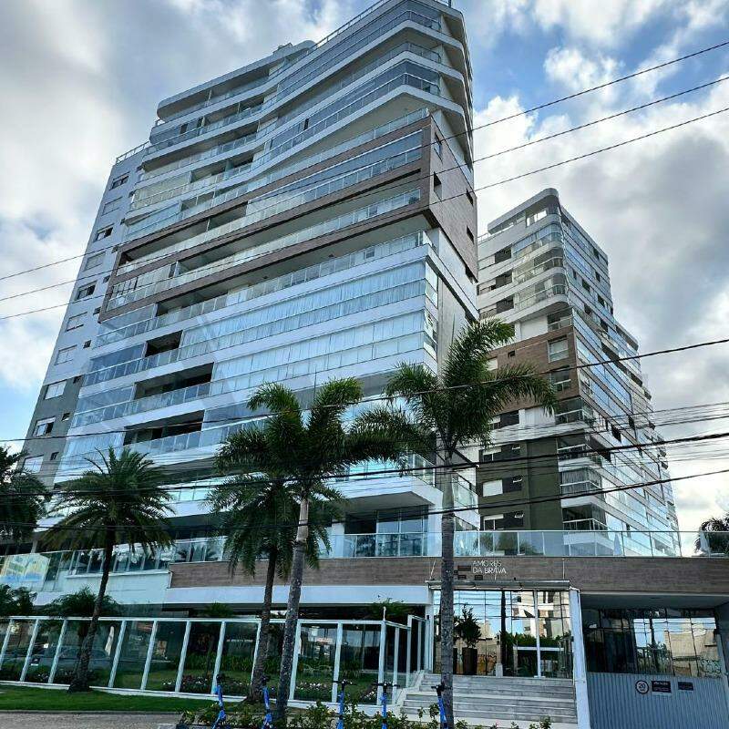 Apartamento à venda no Praia dos Amores: 