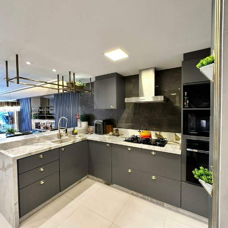 Apartamento à venda no Praia dos Amores: 