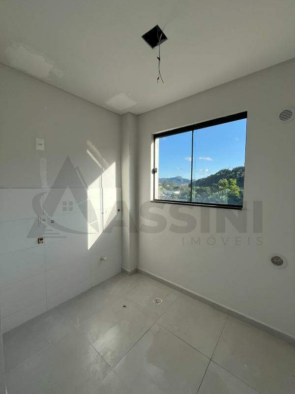 Apartamento para aluguel no Tomaz Coelho: 