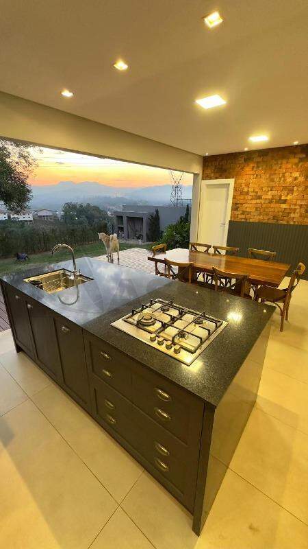Casa à venda no Dom Joaquim: 
