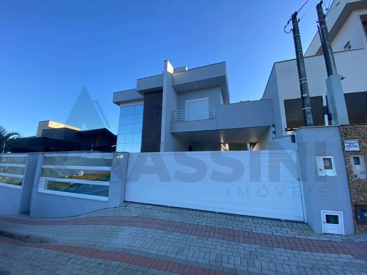 Casa à venda no Guabiruba Sul: 