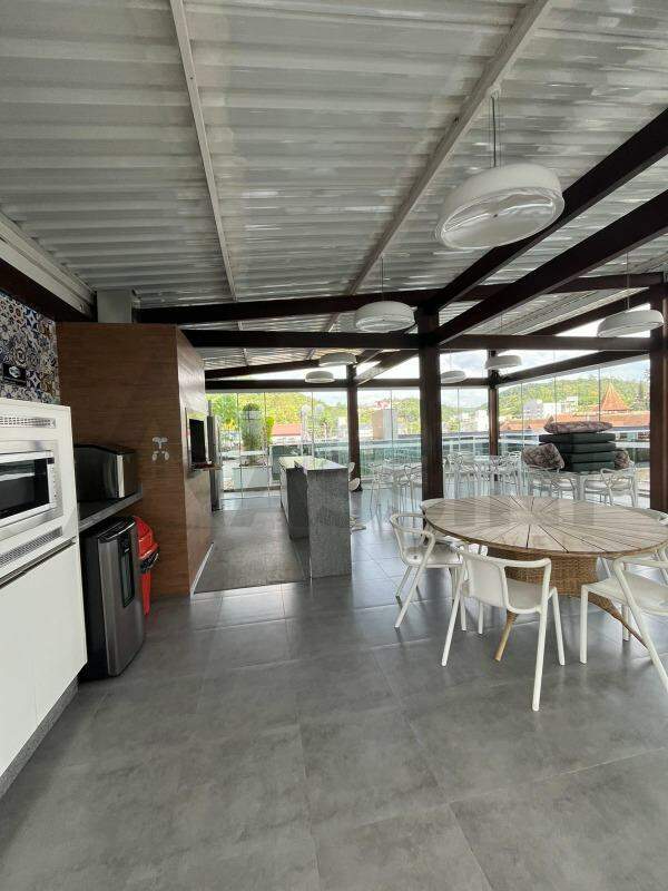 Apartamento para aluguel no Centro II: 