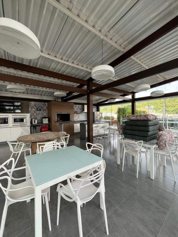 Apartamento para aluguel no Centro II: 