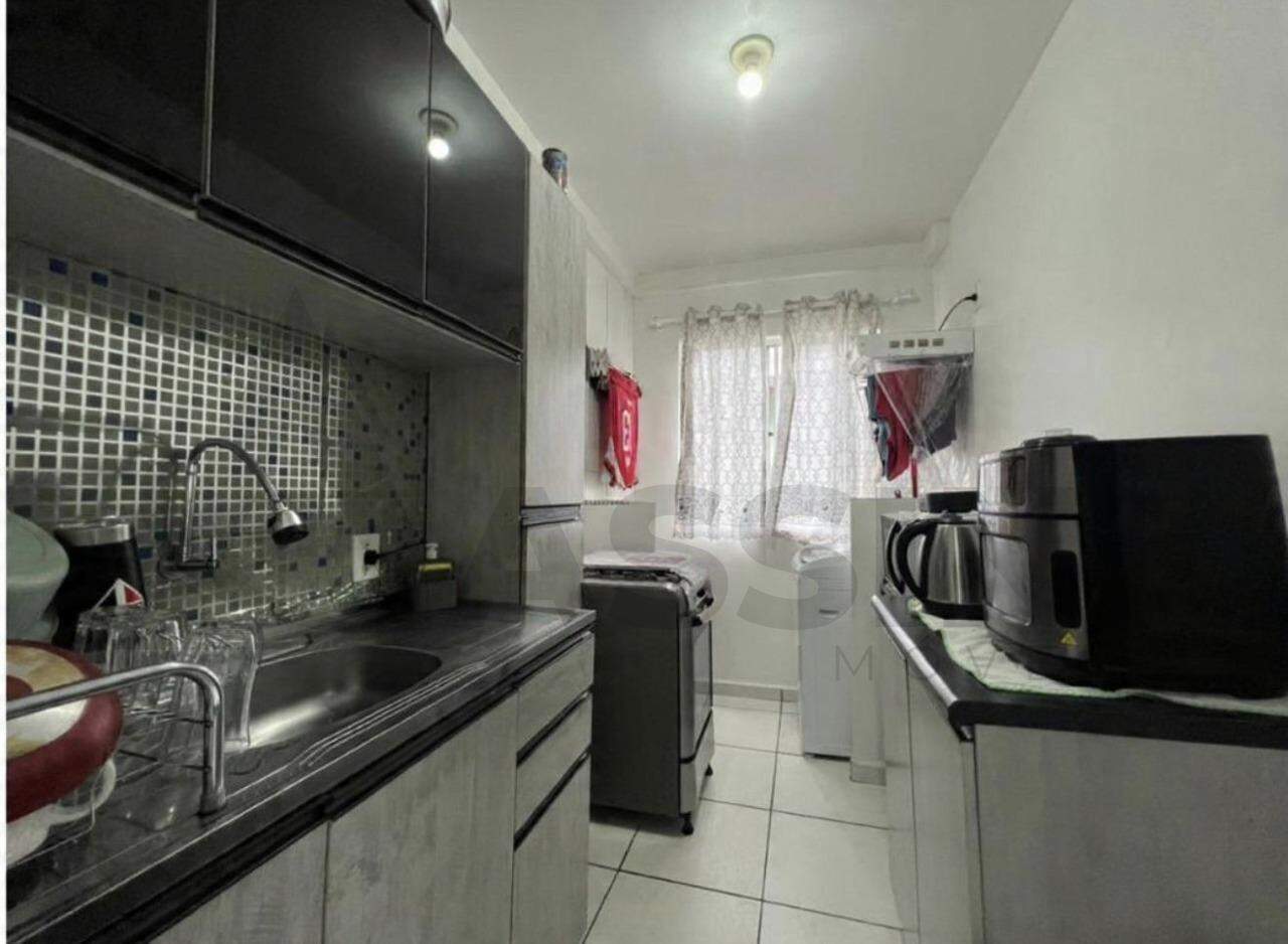 Apartamento à venda no Cedrinho: 