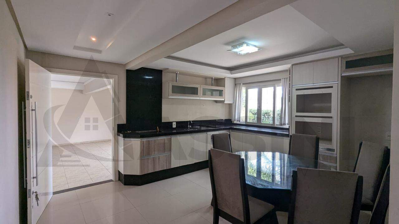 Casa à venda no Steffen: 