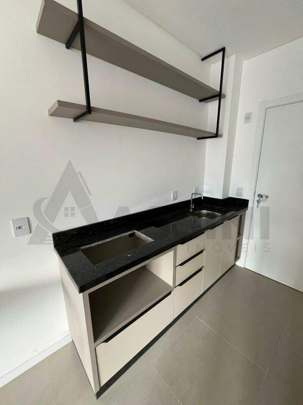 Flat para aluguel no Santa Terezinha: 