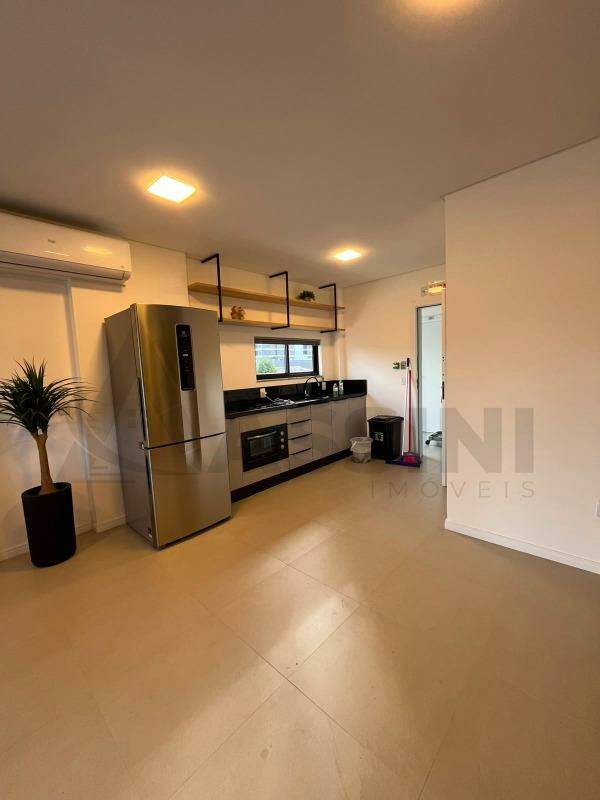 Flat para aluguel no Santa Terezinha: 
