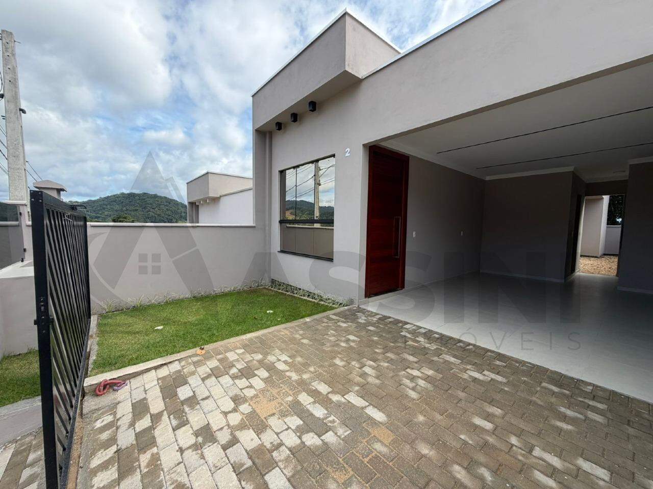 Casa à venda no Dom Joaquim: 