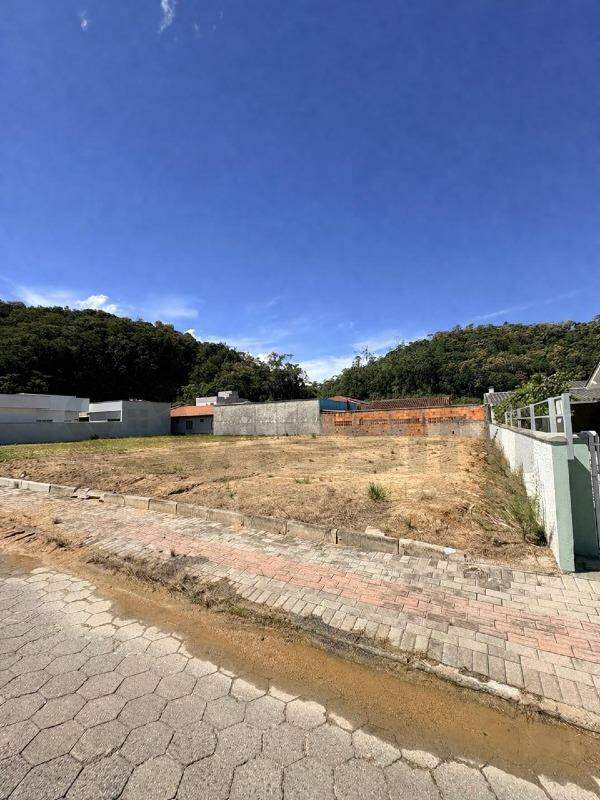 Lote à venda no centro: 