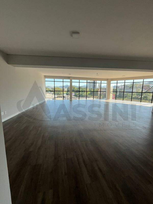 Sala para aluguel no Centro II: 