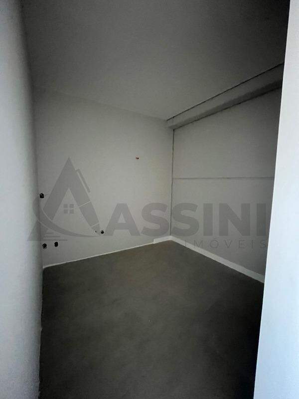 Sala para aluguel no Centro II: 