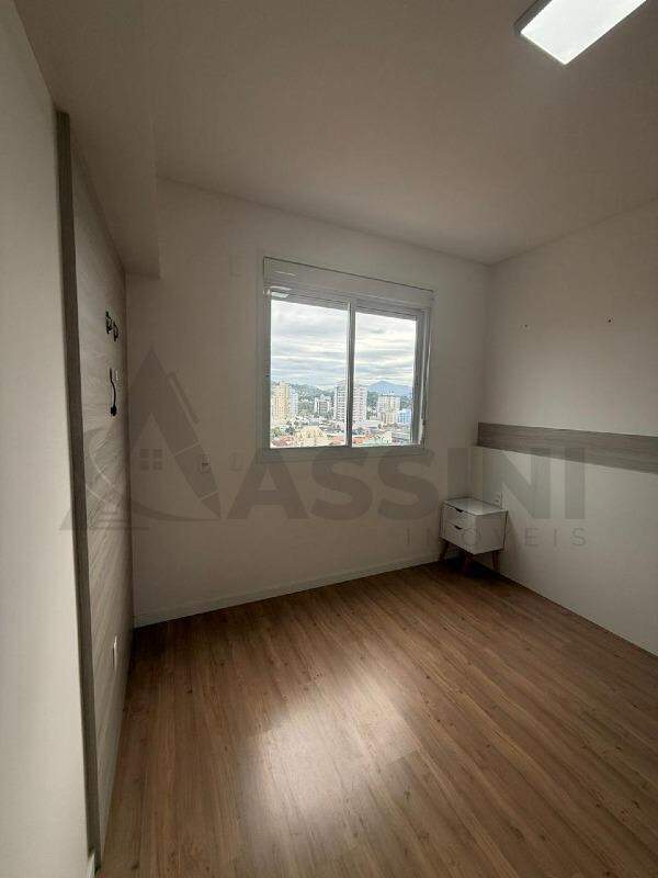 Apartamento à venda no Centro I: 