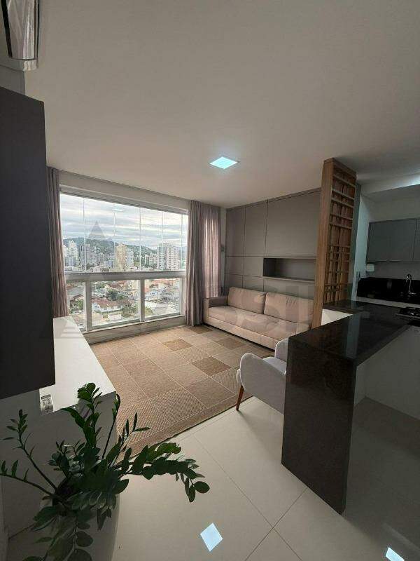 Apartamento à venda no Centro I: 
