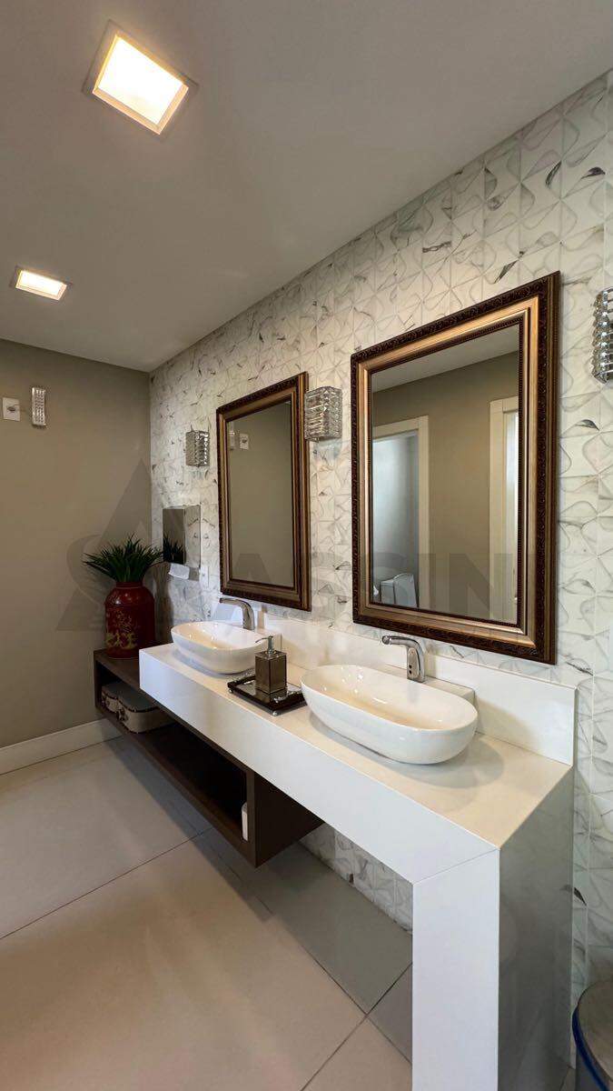 Apartamento à venda no Souza Cruz: 