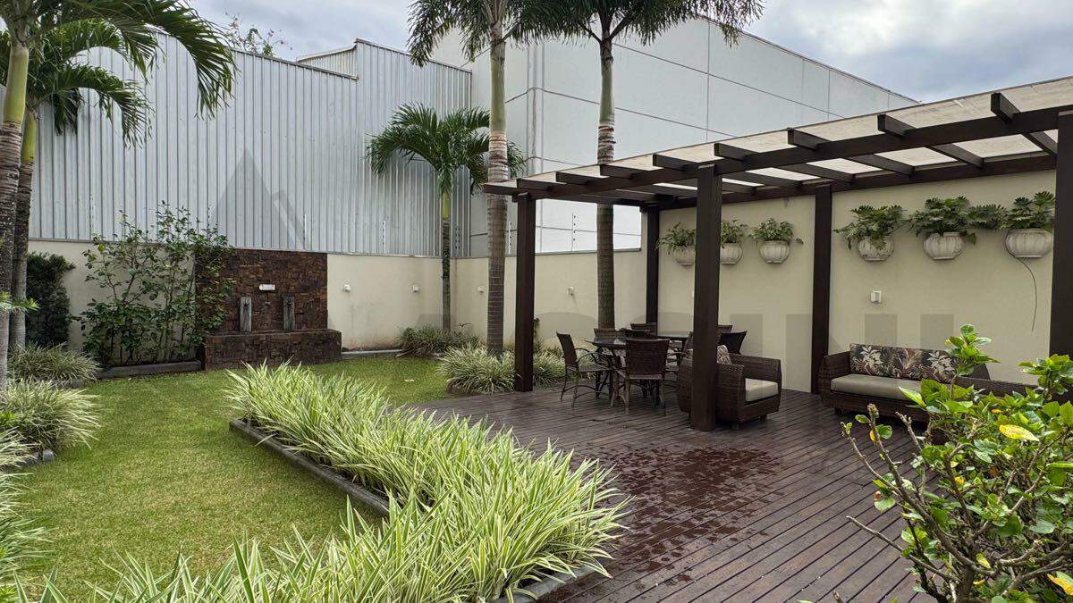 Apartamento à venda no Souza Cruz: 
