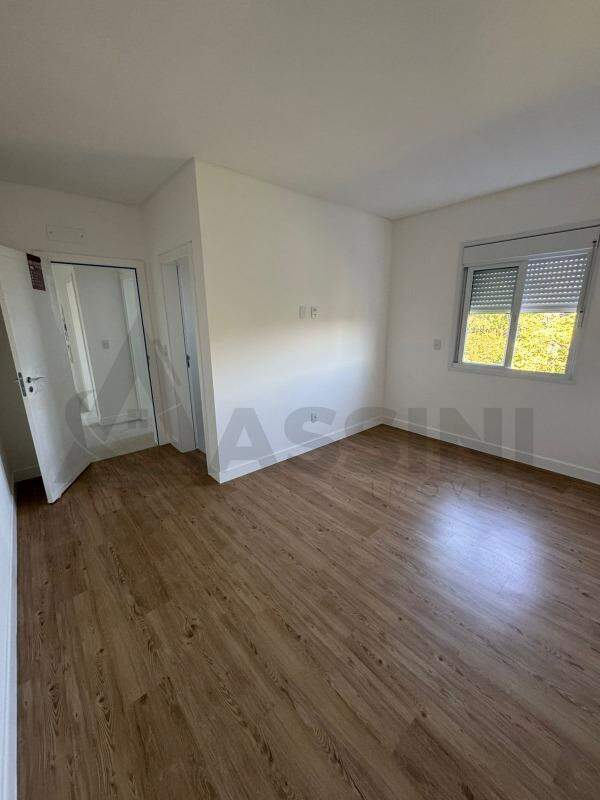 Apartamento à venda no Souza Cruz: 