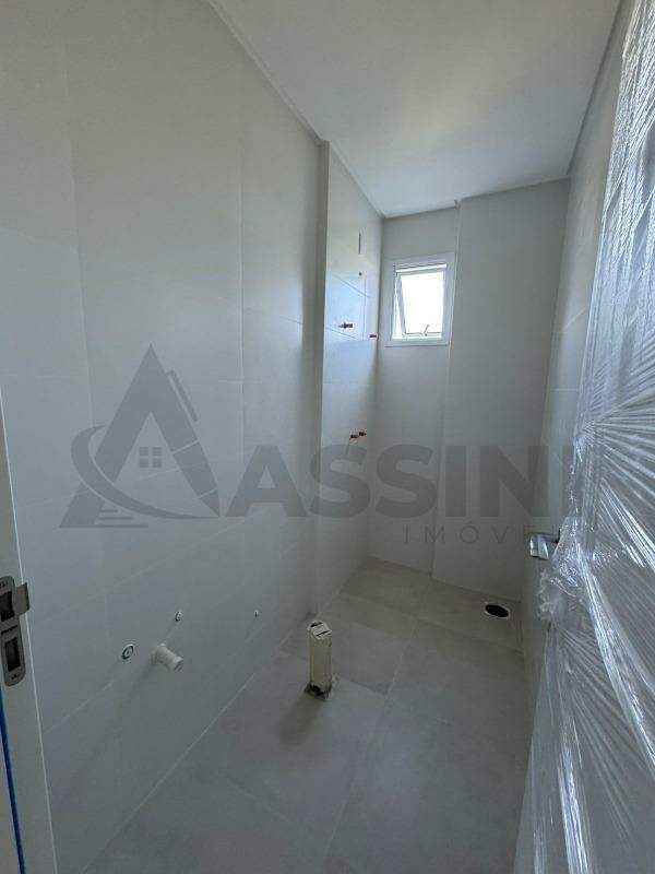 Apartamento à venda no Souza Cruz: 
