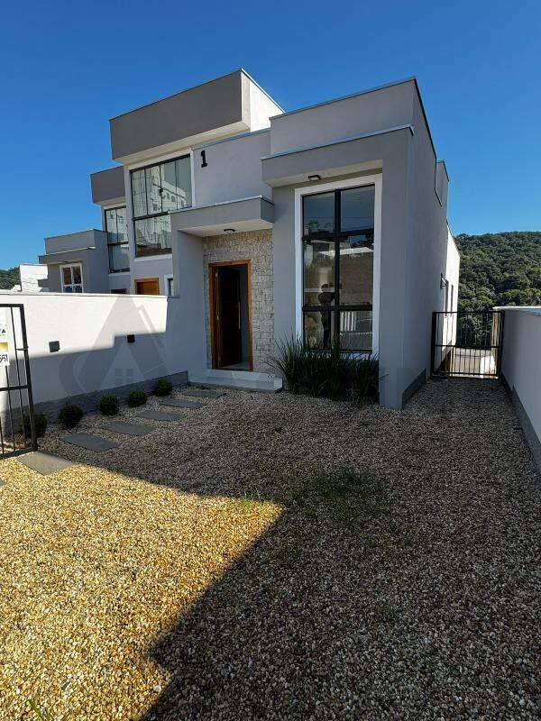 Casa à venda no Limeira Baixa: Fachada
