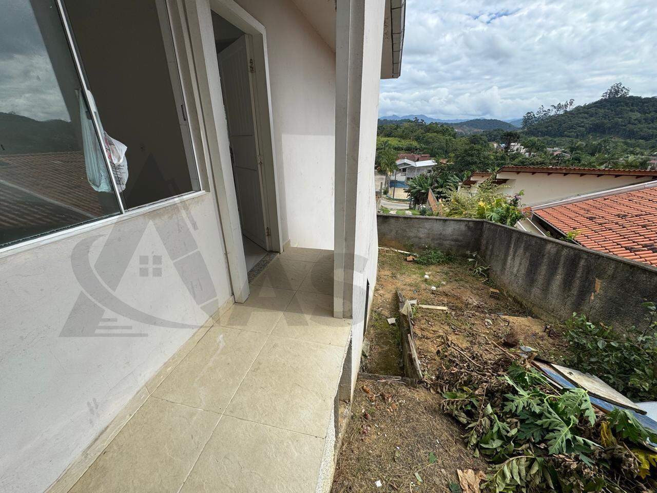 Casa para aluguel no Tomaz Coelho: 