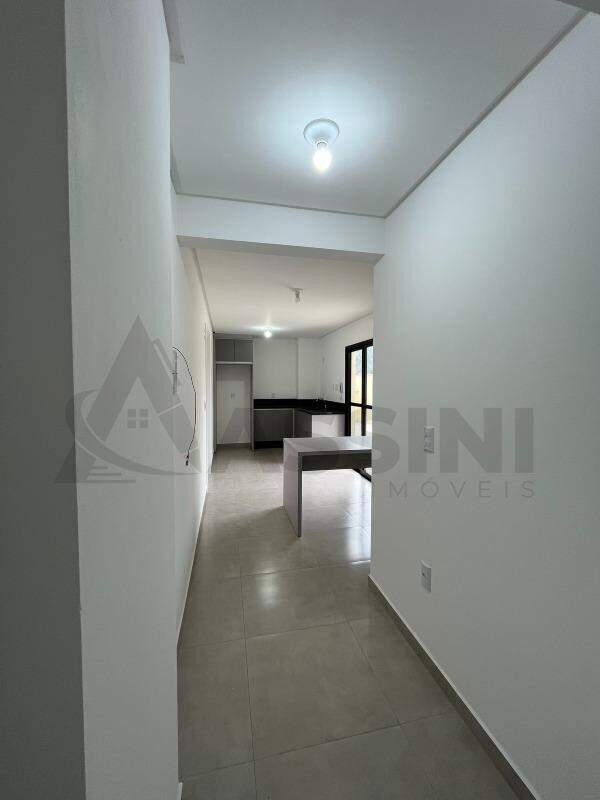 Apartamento para aluguel no Santa Terezinha: 