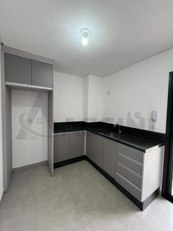 Apartamento para aluguel no Santa Terezinha: 
