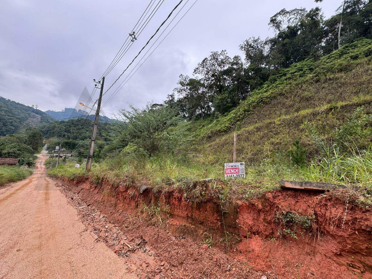 Lote à venda no Guabiruba Sul: 