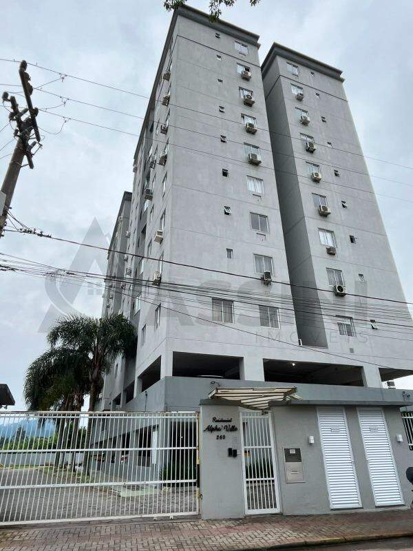 Apartamento à venda no Santa Terezinha: 
