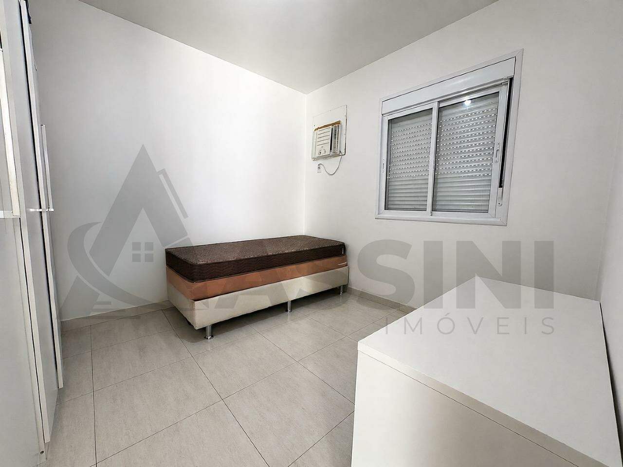 Apartamento à venda no Santa Terezinha: 