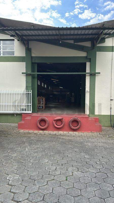 Galpão para aluguel no Limeira Baixa: 