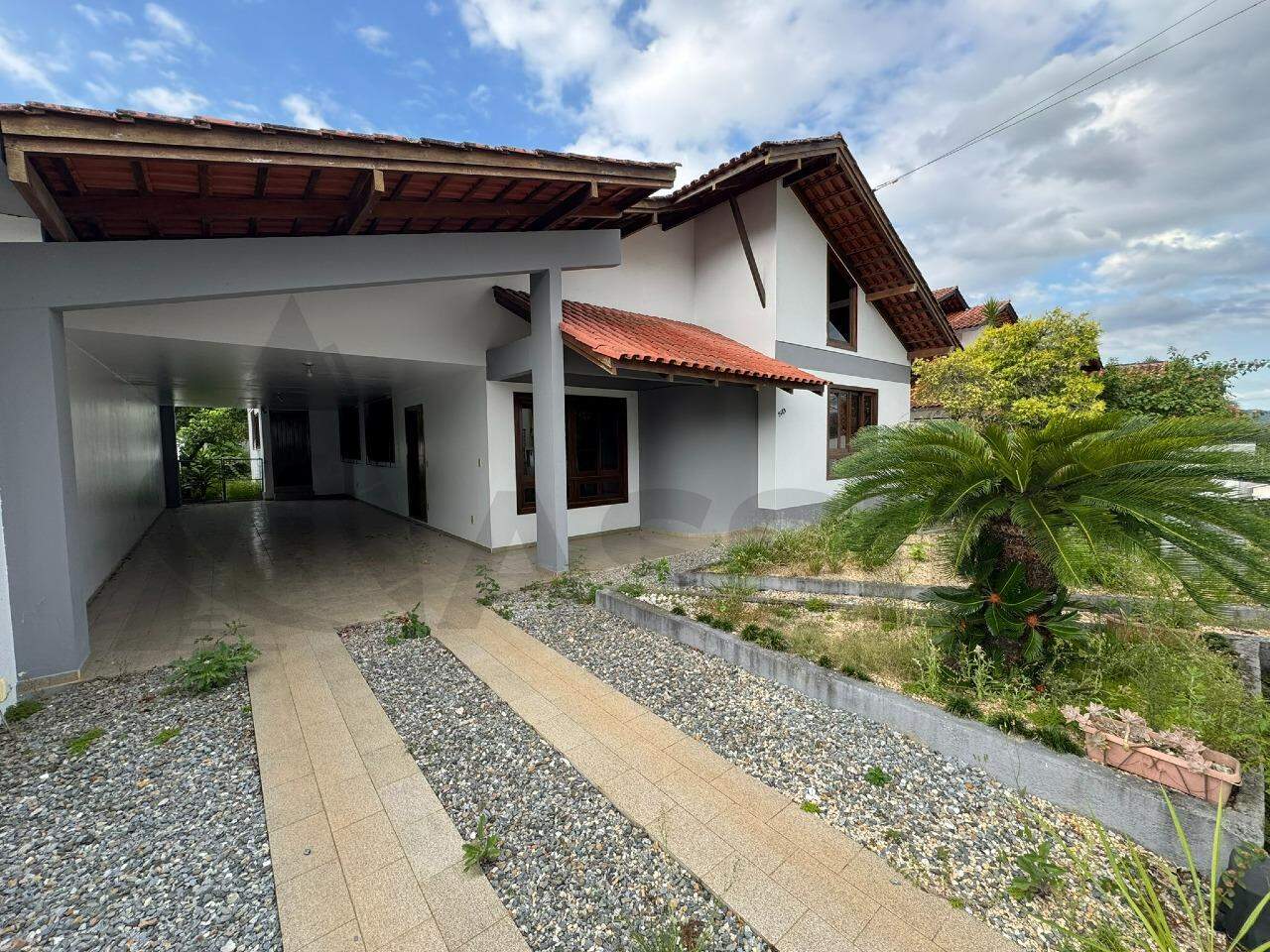 Casa à venda no Guarani: 