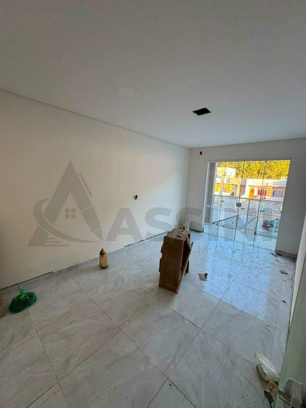 Casa à venda no Limeira Baixa: 