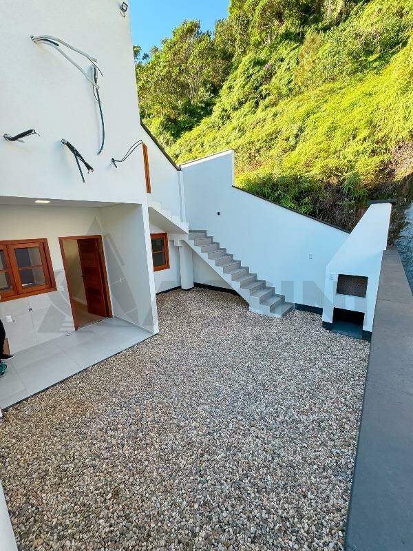 Casa para aluguel no Nova Brasília: 