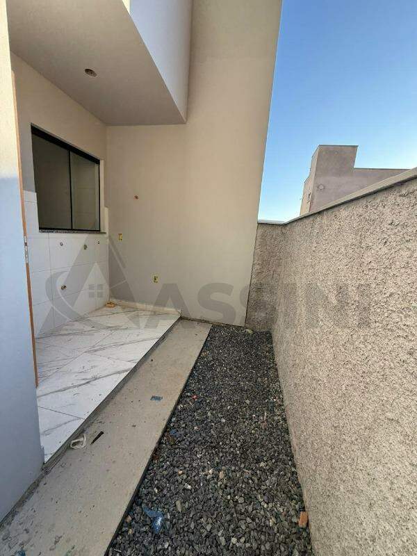Casa à venda no Limeira Baixa: 