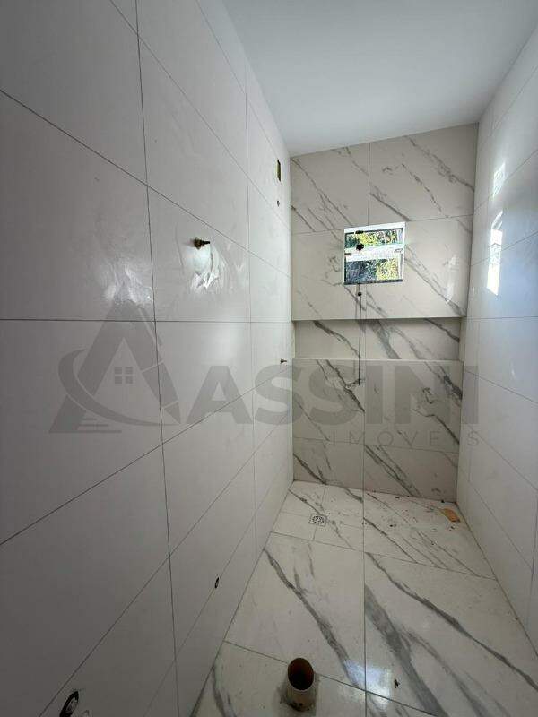 Casa à venda no Limeira Baixa: 