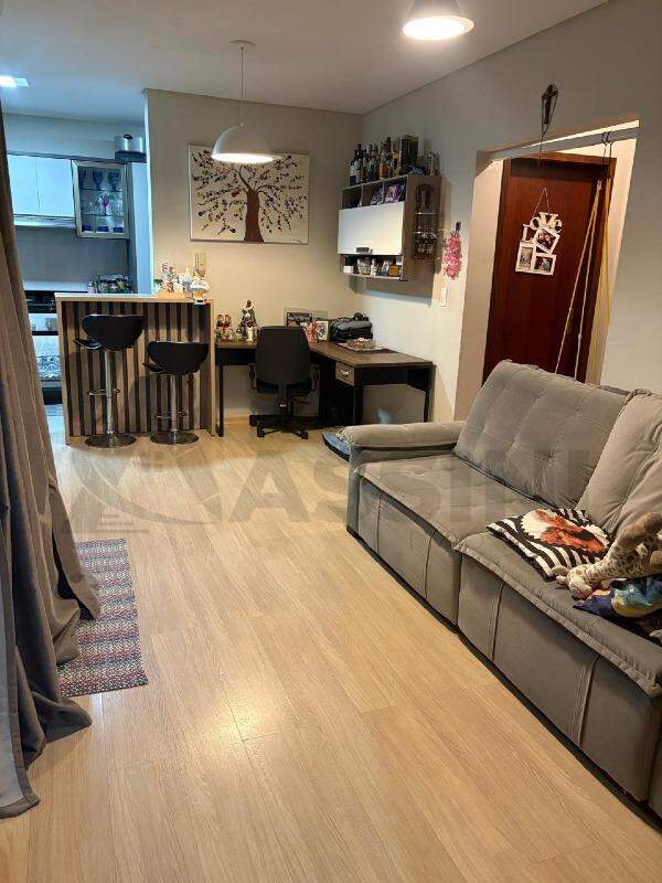 Apartamento à venda no Bateas: 