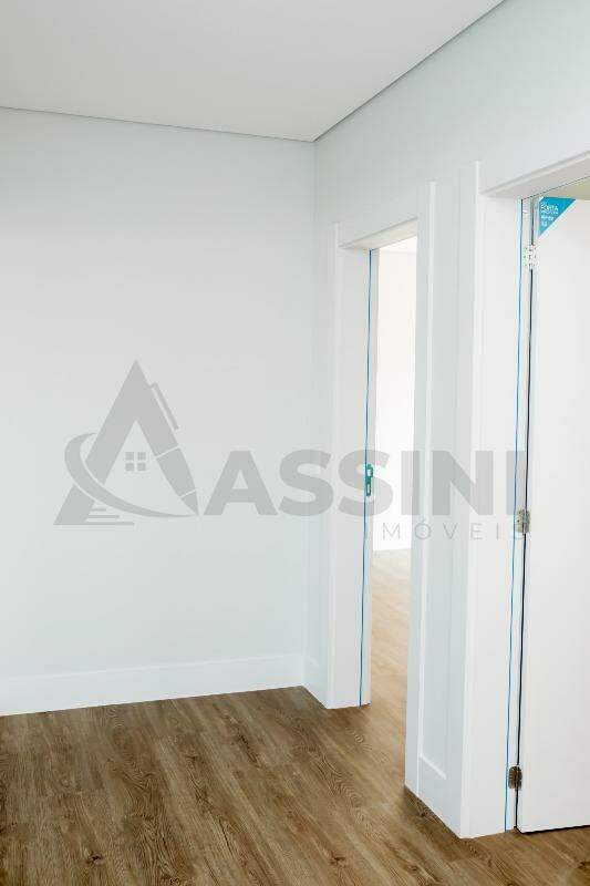 Apartamento à venda no Centro I: 