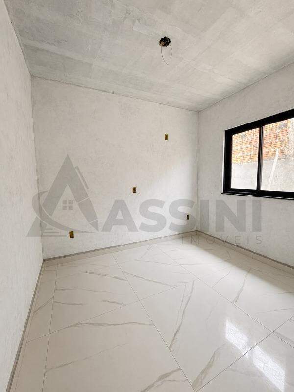 Casa à venda no Aimoré: 