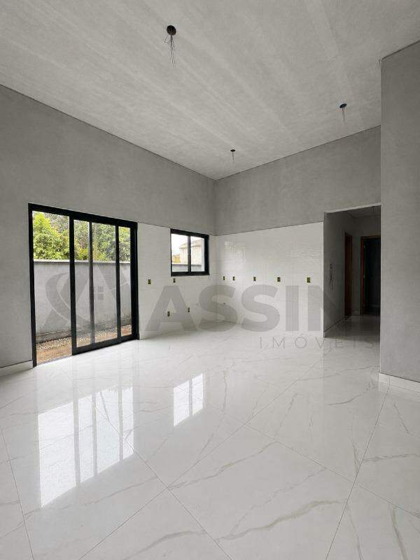 Casa à venda no Aimoré: 