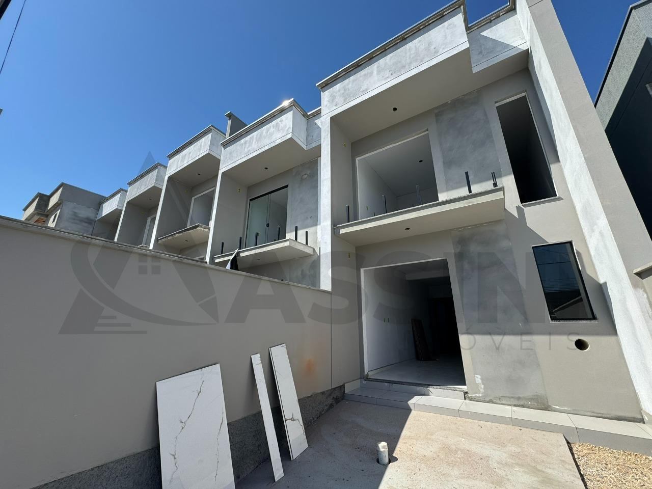 Casa à venda no Dom Joaquim: 