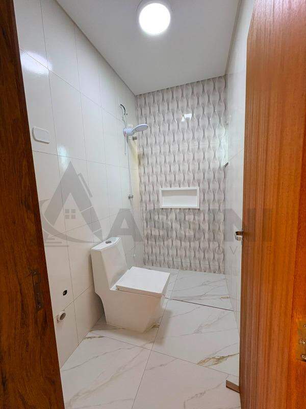Casa à venda no Lageado Baixo: 