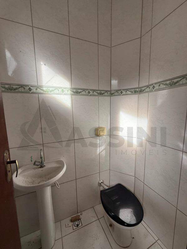 Casa à venda no Primeiro de Maio: 