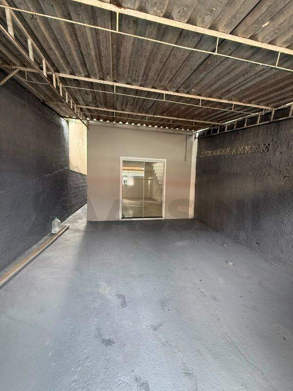 Casa à venda no Primeiro de Maio: 