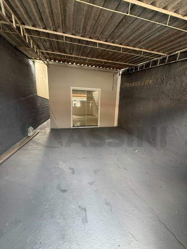 Casa à venda no Primeiro de Maio: 