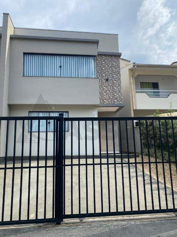 Casa à venda no Dom Joaquim: 