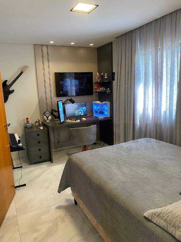 Casa à venda no Dom Joaquim: 