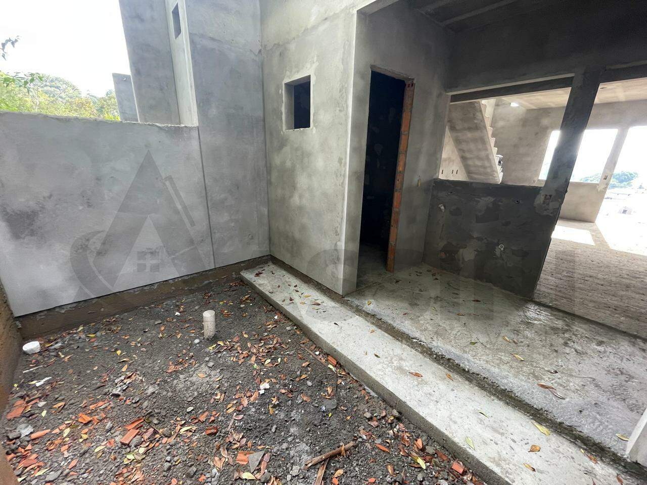 Casa à venda no Limeira Baixa: 