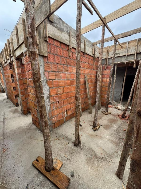 Casa à venda no Lageado Baixo: 