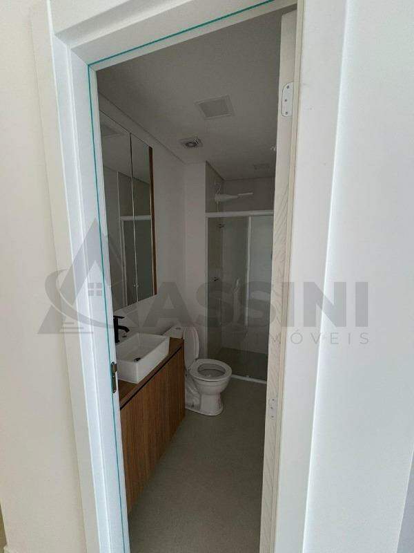 Flat para aluguel no Santa Terezinha: 