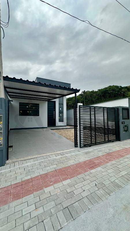 Casa à venda no Cedro Alto: 