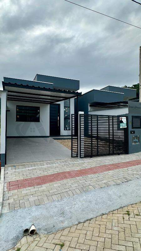 Casa à venda no Cedro Alto: 